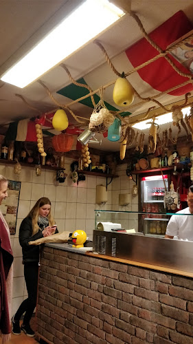 Opinii despre Bella Pizzeria în København - Gastronomi og hotelvirksomhed