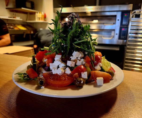 Comentarii opinii despre Sempre Pizzeria