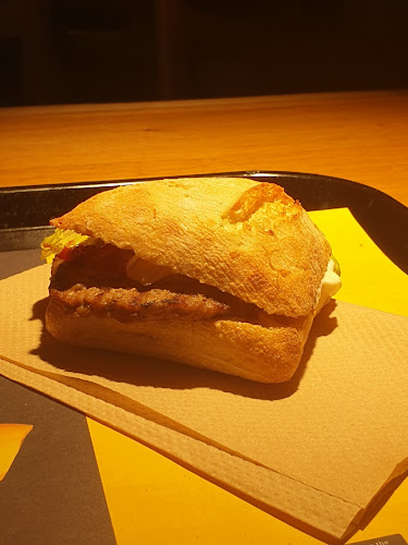 J.F, John F. Kennedys Pl. 1, F, 9000 Aalborg