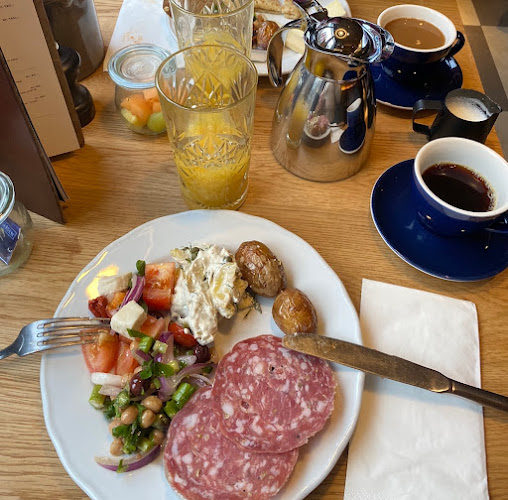 Comentarii opinii despre Eydes