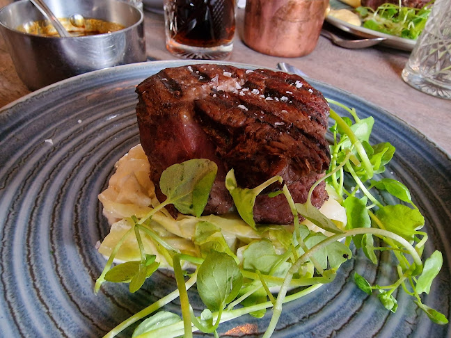 Cafe Gran - Gastronomi og hotelvirksomhed