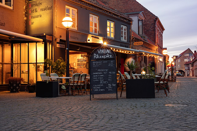 Râzapâz - Gastronomi og hotelvirksomhed