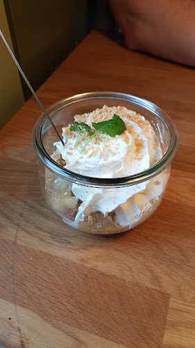 Opinii despre Restaurant Engtoftegård în Brøndby - Gastronomi og hotelvirksomhed