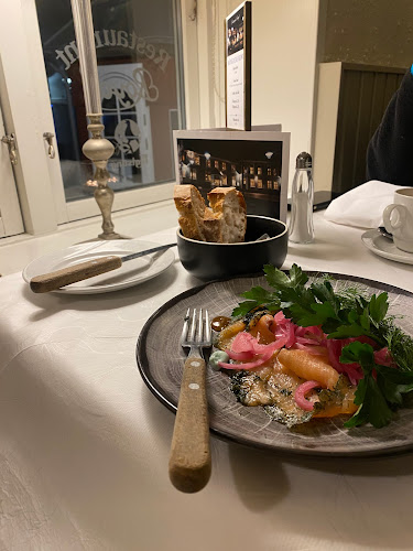 restaurant ROYAL - Gastronomi og hotelvirksomhed