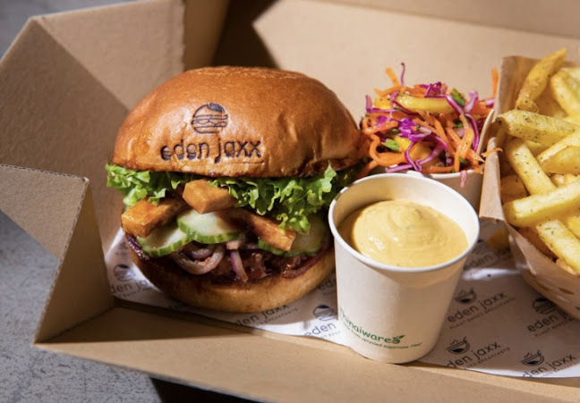 Eden Jaxx - Gastronomi og hotelvirksomhed