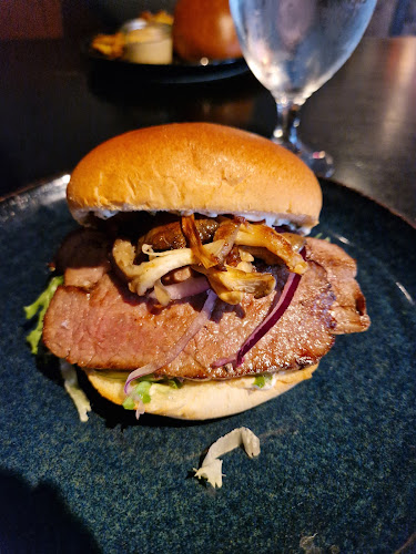 Restaurant Eagle - Gastronomi og hotelvirksomhed