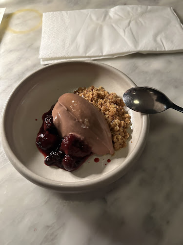 Comentarii opinii despre Bottega Estadio