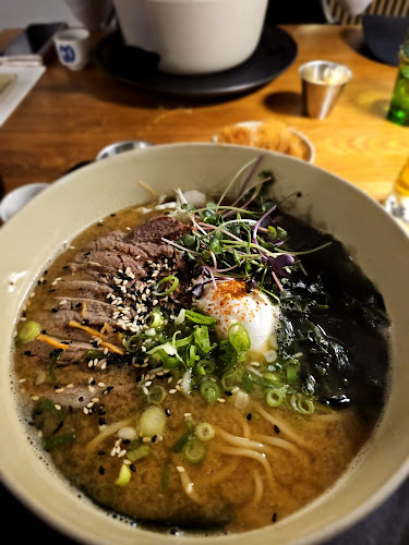 Yutaka Spisehus & Take away - Gastronomi og hotelvirksomhed