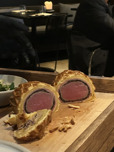 Trio Restaurant & Bar - Gastronomi og hotelvirksomhed