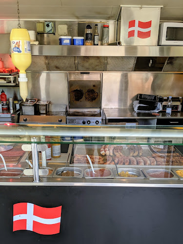 Opinii despre Tina's Quick în Ishøj - Gastronomi og hotelvirksomhed