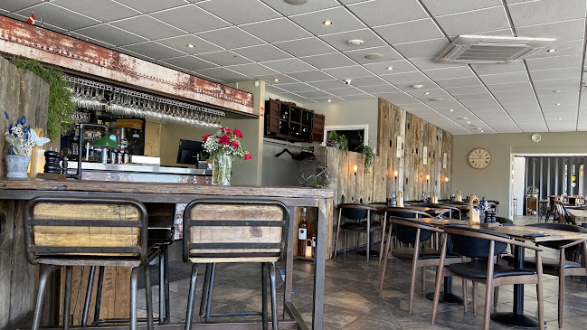 Restaurant Under Sejlet - Gastronomi og hotelvirksomhed