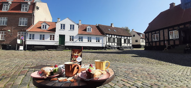 Café Casablanca - Gastronomi og hotelvirksomhed