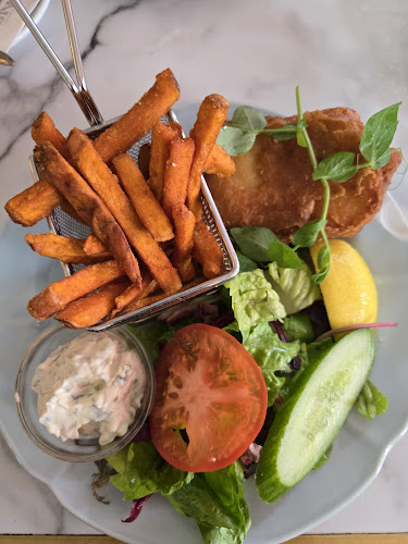 Cafe Oscar - Gastronomi og hotelvirksomhed