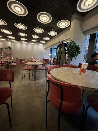 Opinii despre Frankies Pizza Jægergårdsgade în Aarhus - Gastronomi og hotelvirksomhed