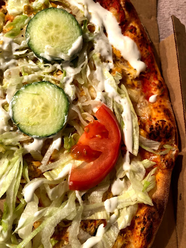 Opinii despre Pizza & Burger House în Køge - Gastronomi og hotelvirksomhed