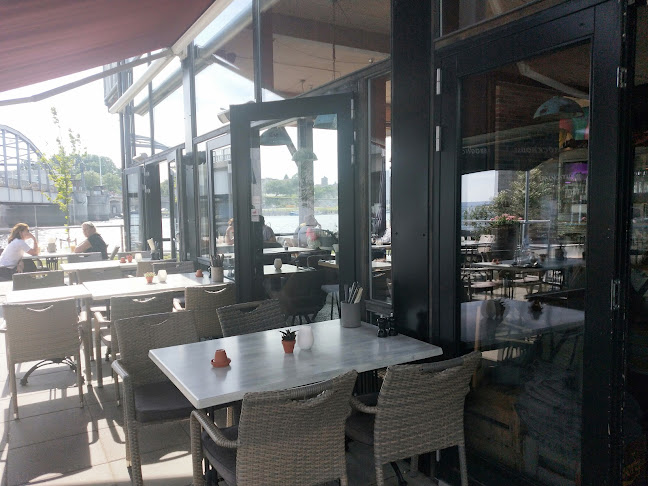 Opinii despre Torve-Hallen în Sønderborg - Gastronomi og hotelvirksomhed