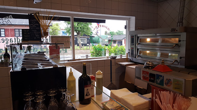 Hjortens Pizzaria & Café - Gastronomi og hotelvirksomhed