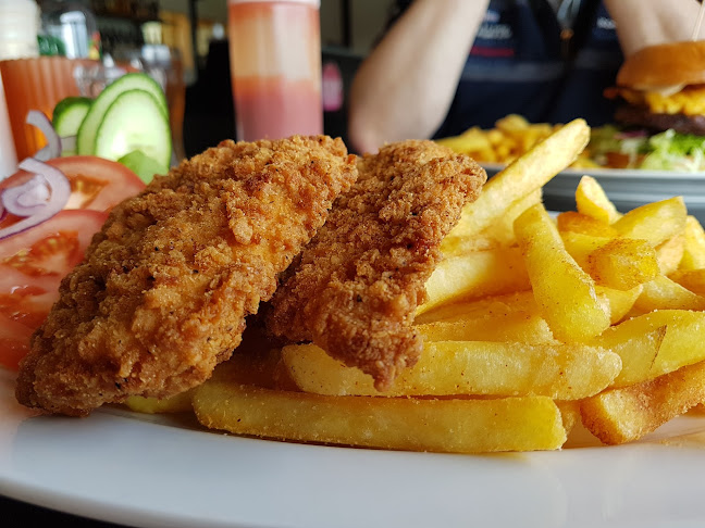 Opinii despre Highway 69 în Sæby - Gastronomi og hotelvirksomhed