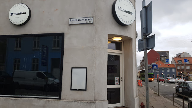 Comentarii opinii despre Manhattan