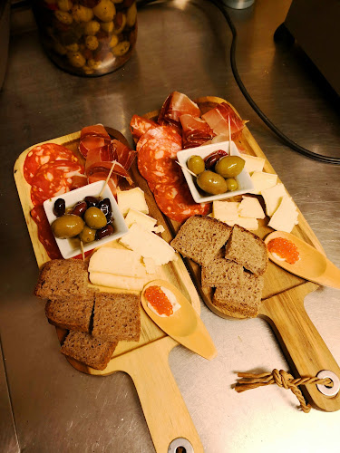 not your USUAL wine bar - København