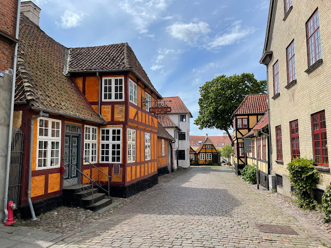 Opinii despre Ishuset Faaborg în Faaborg - Gastronomi og hotelvirksomhed