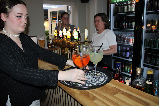 Comentarii opinii despre PAUSE