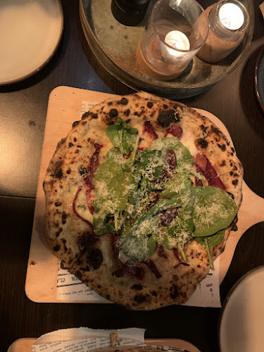 Restaurant La Familia - Gastronomi og hotelvirksomhed