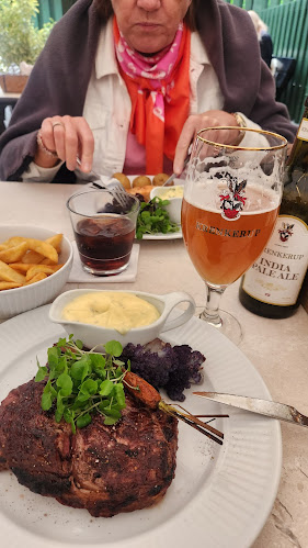 Opinii despre Restaurant Engtoftegård în Brøndby - Gastronomi og hotelvirksomhed