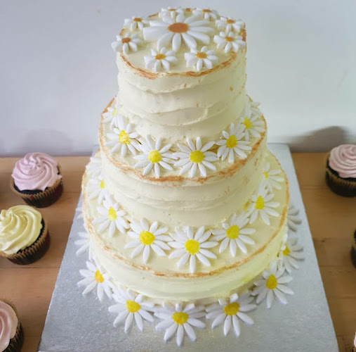 Cakes by Joana - Kirke Hyllinge