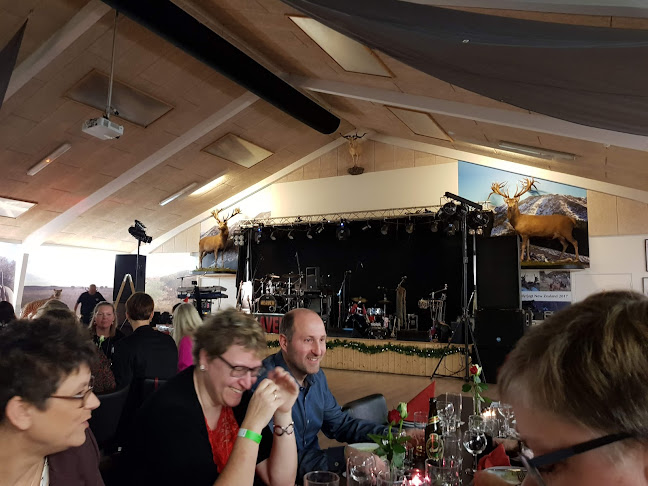 Nygaards Afrika - Jagtmuseum - Dyrehave - Musik & Dansested - Restaurant - Gårdbutik - Overnatning - Nørre Nebel