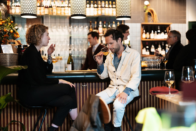 rino vinofino - Gastronomi og hotelvirksomhed