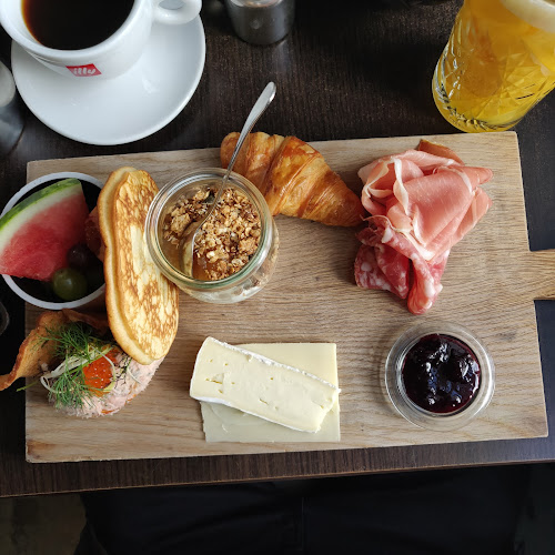 Opinii despre 2takt Café & Brasserie în Frederikshavn - Gastronomi og hotelvirksomhed