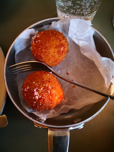 Fleisch - Gastronomi og hotelvirksomhed