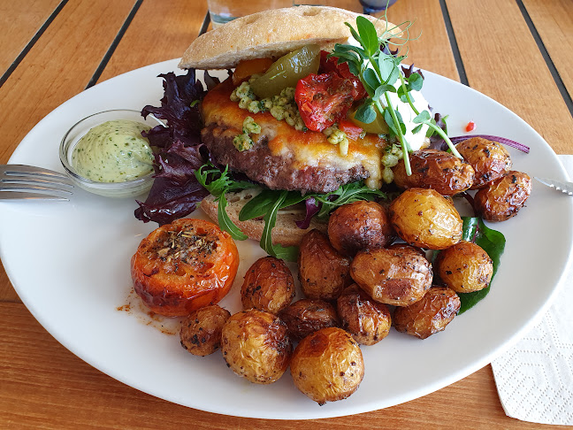 Kræs Café og Butik - Gastronomi og hotelvirksomhed