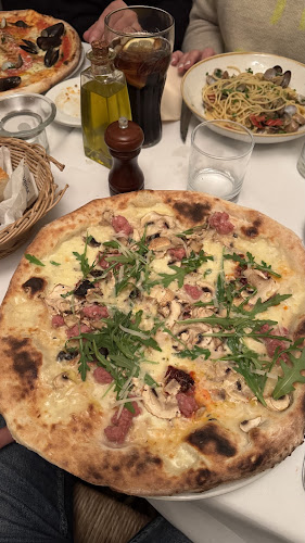 Opinii despre La Vecchia Signora în Indre By - Gastronomi og hotelvirksomhed