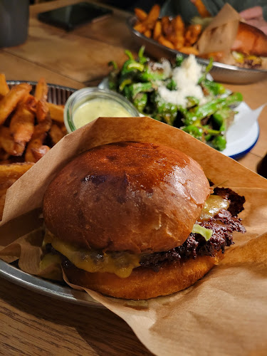 Opinii despre BRUS în København - Gastronomi og hotelvirksomhed