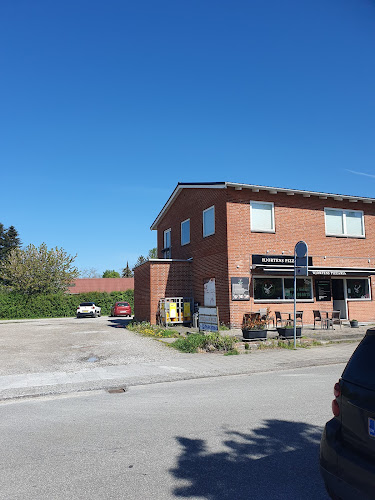 Hjortens Pizzaria & Café - Gastronomi og hotelvirksomhed