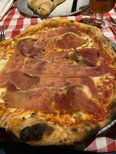 Opinii despre La Perla în København - Gastronomi og hotelvirksomhed