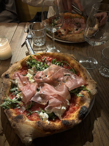 Comentarii opinii despre Luca