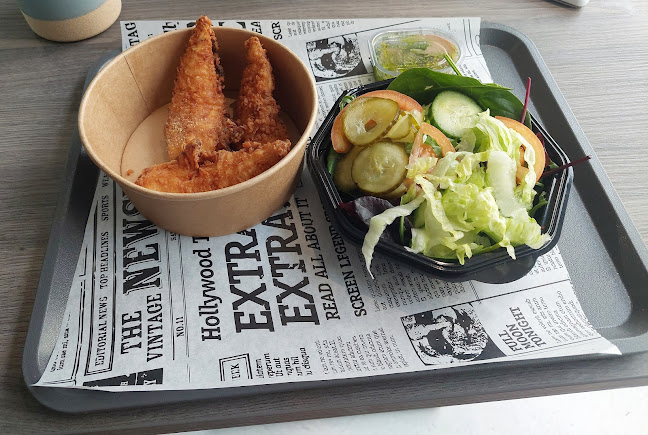 Comentarii opinii despre CHICKEN House