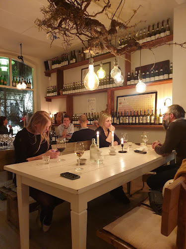 Opinii despre Lalou Vinbar în Odense - Gastronomi og hotelvirksomhed