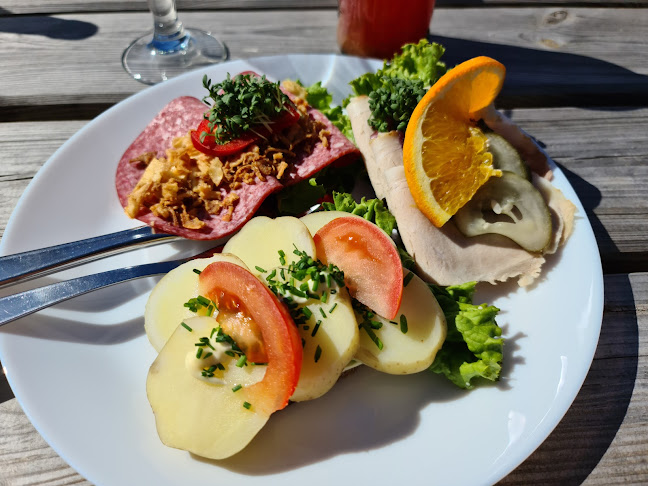 Opinii despre Cafė Udsigten în Asnæs - Gastronomi og hotelvirksomhed