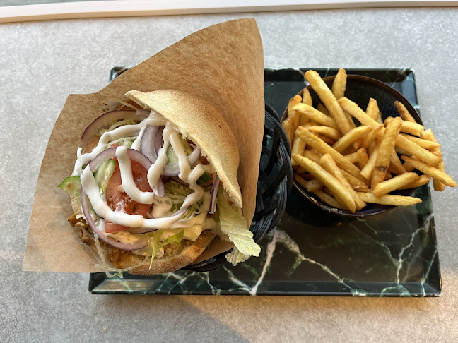 Opinii despre Roman Pizza Ørestad în København - Gastronomi og hotelvirksomhed