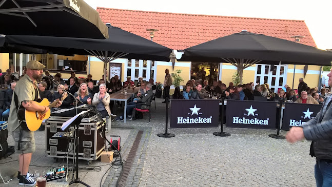 Mcknudsens Rest. - Gastronomi og hotelvirksomhed