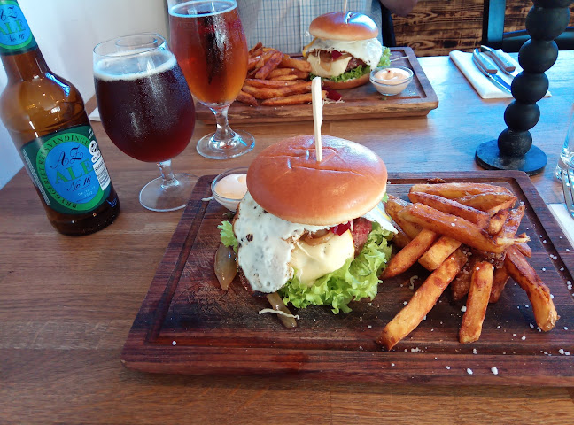 Nurs Burger & Steakhouse Restaurant - Gastronomi og hotelvirksomhed