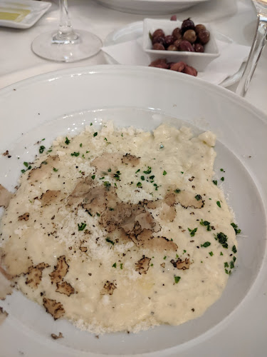 La Buca - Gastronomi og hotelvirksomhed