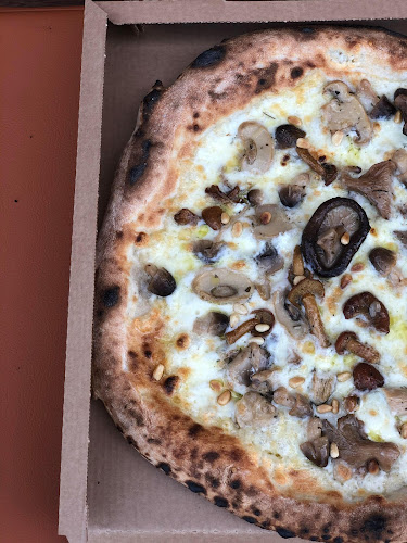 Spröd - Sprød pizza - Gastronomi og hotelvirksomhed