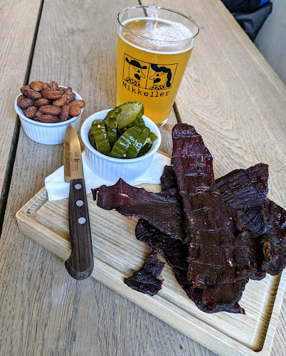 Opinii despre Mikkeller Bar Aarhus în Aarhus - Gastronomi og hotelvirksomhed