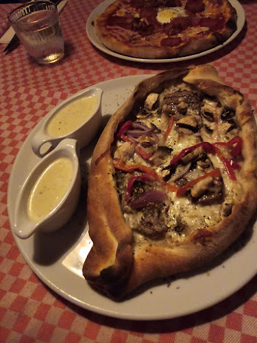 Pulcinella - Gastronomi og hotelvirksomhed