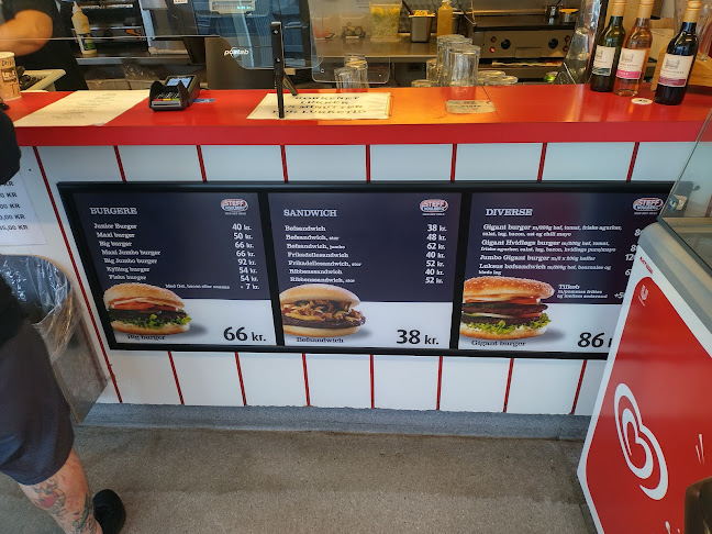 Opinii despre Sydhavnens Grill în Rønne - Gastronomi og hotelvirksomhed